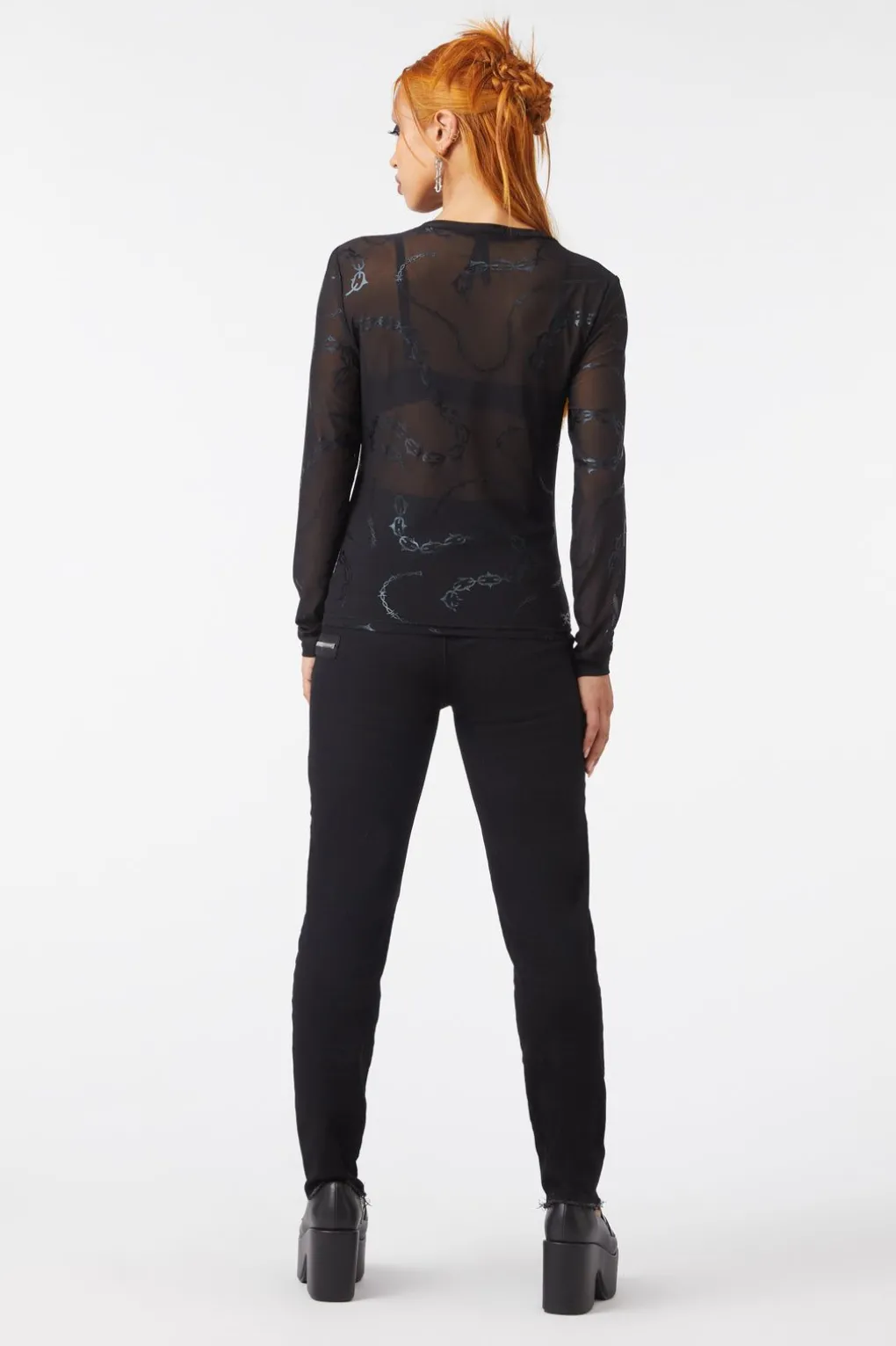 Bound And Chained Mesh Top