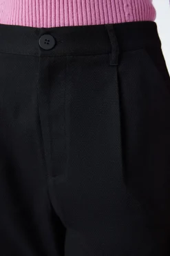 Briony Pant