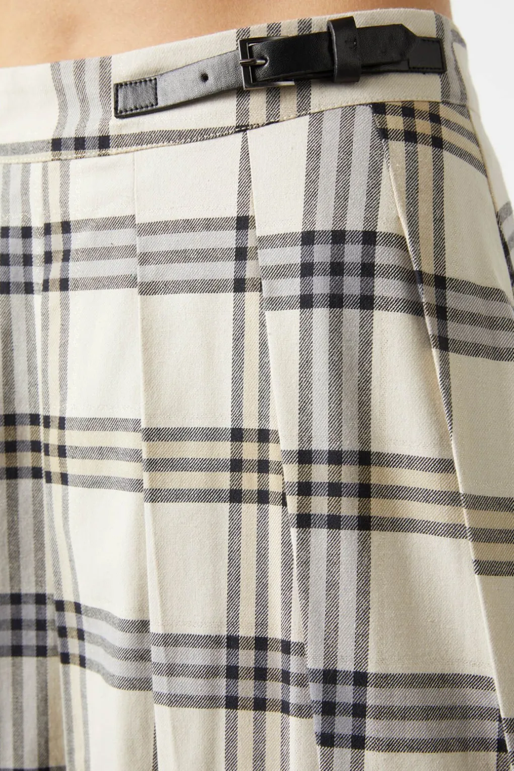 Crescent Tartan Pleated Skirt