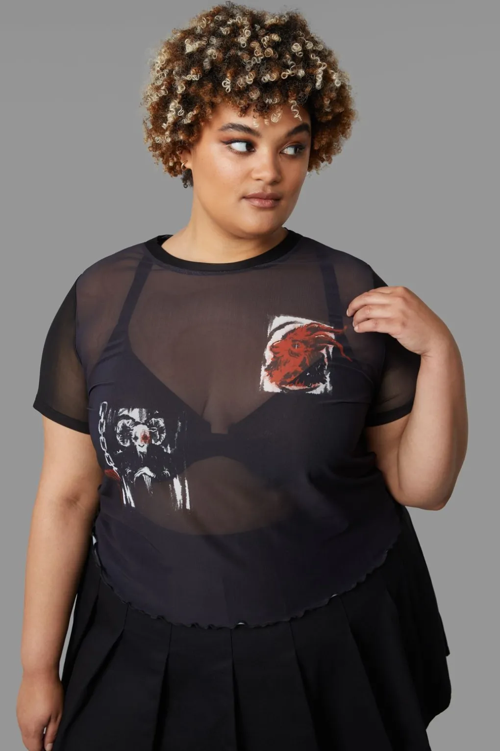 Curve Goat Top