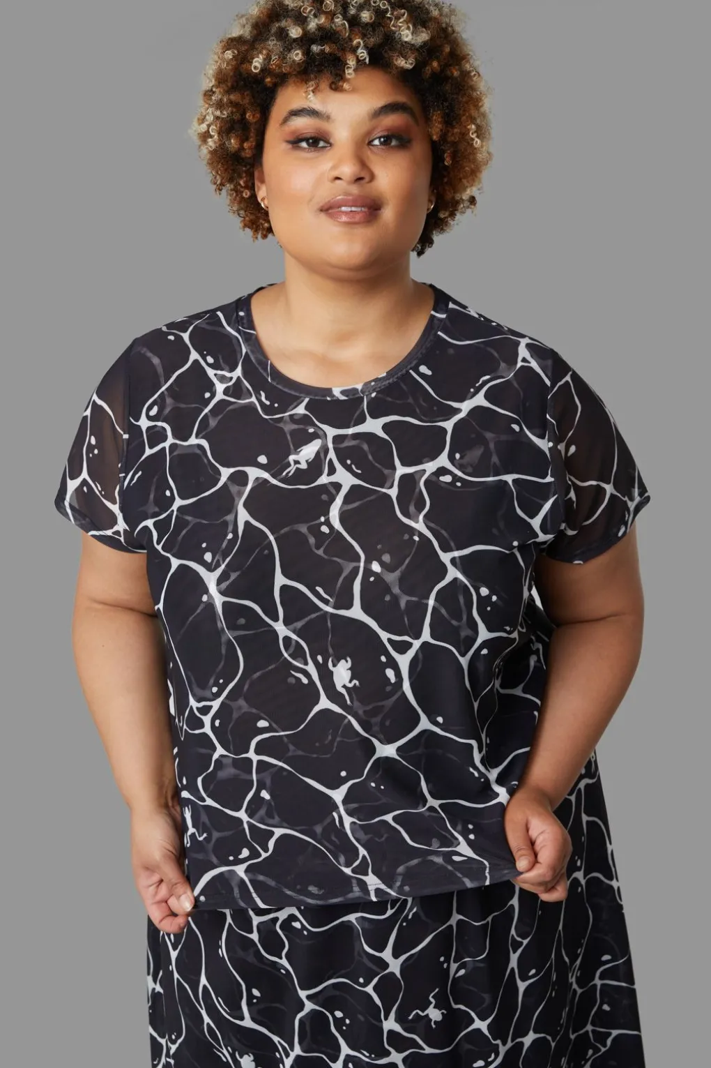 Curve Lily Pad Top