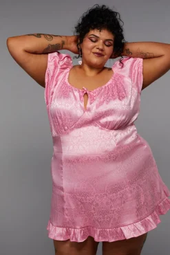 Curve Nouveau Dress