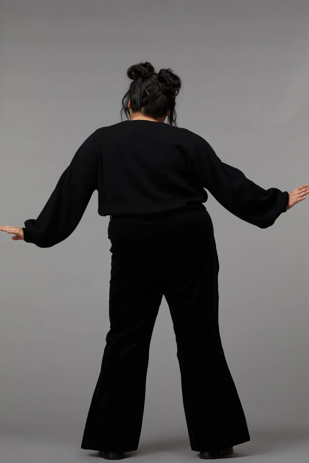 Curve Palmistry Knit