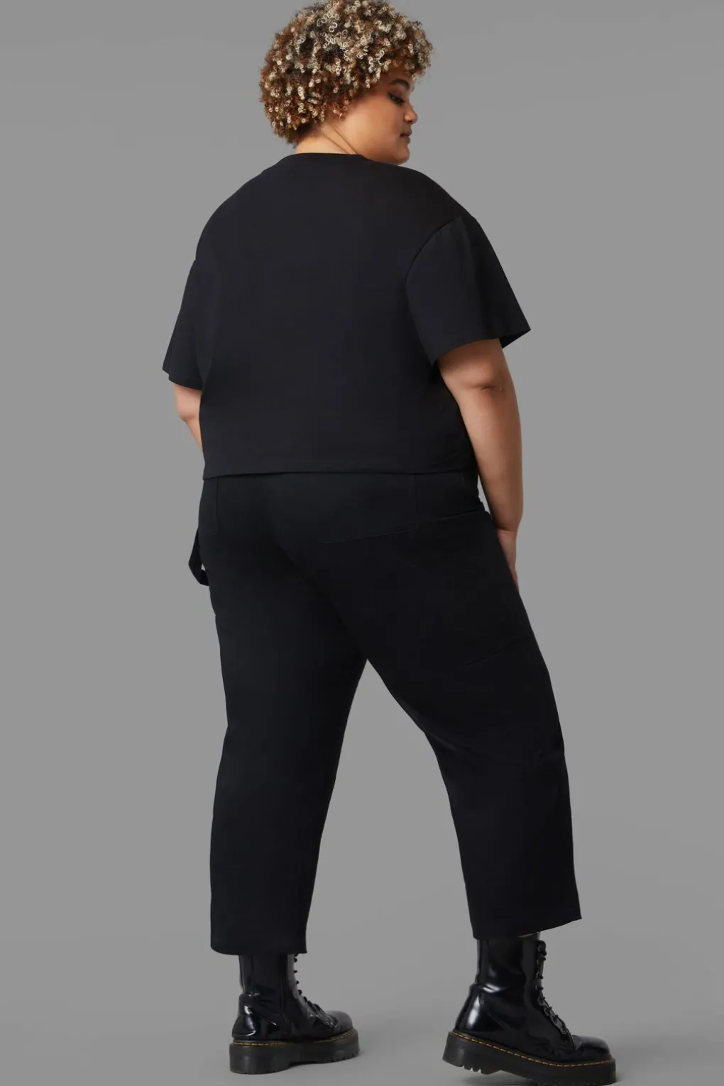 Curve Spaced Out Tee