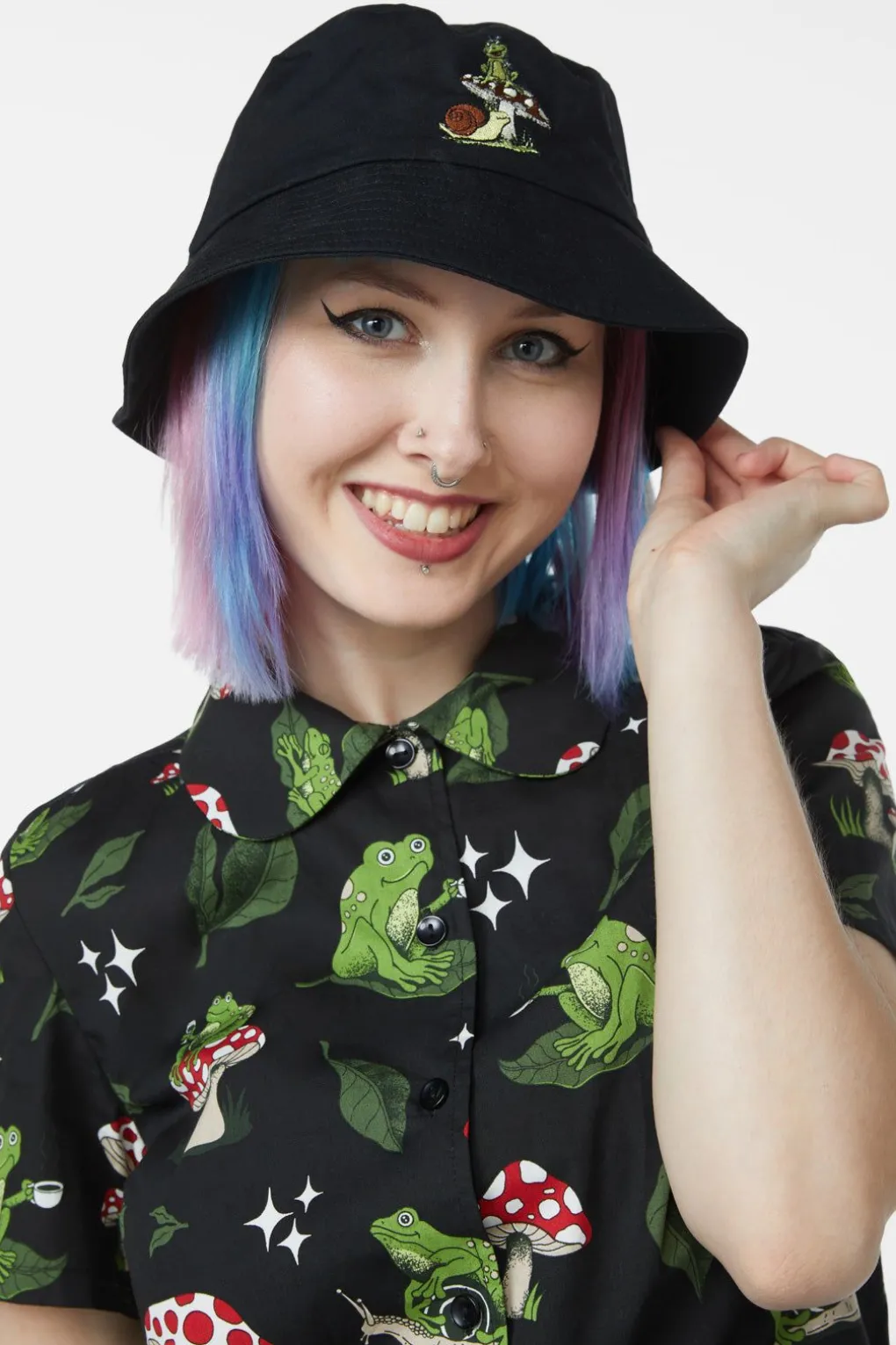 Frog Friends Hat