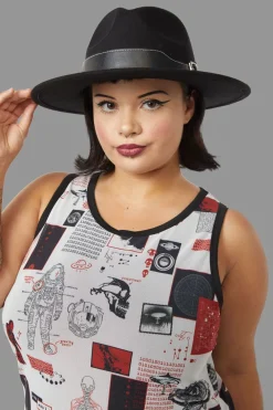 Large Buckle Hat
