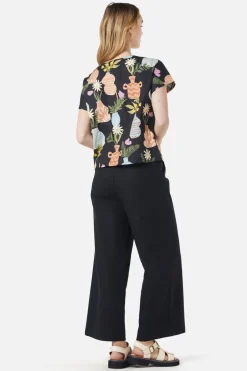 Pretty Vases Top