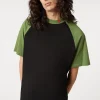 Queens Temper Raglan Tee